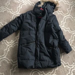 Size large maternity parka